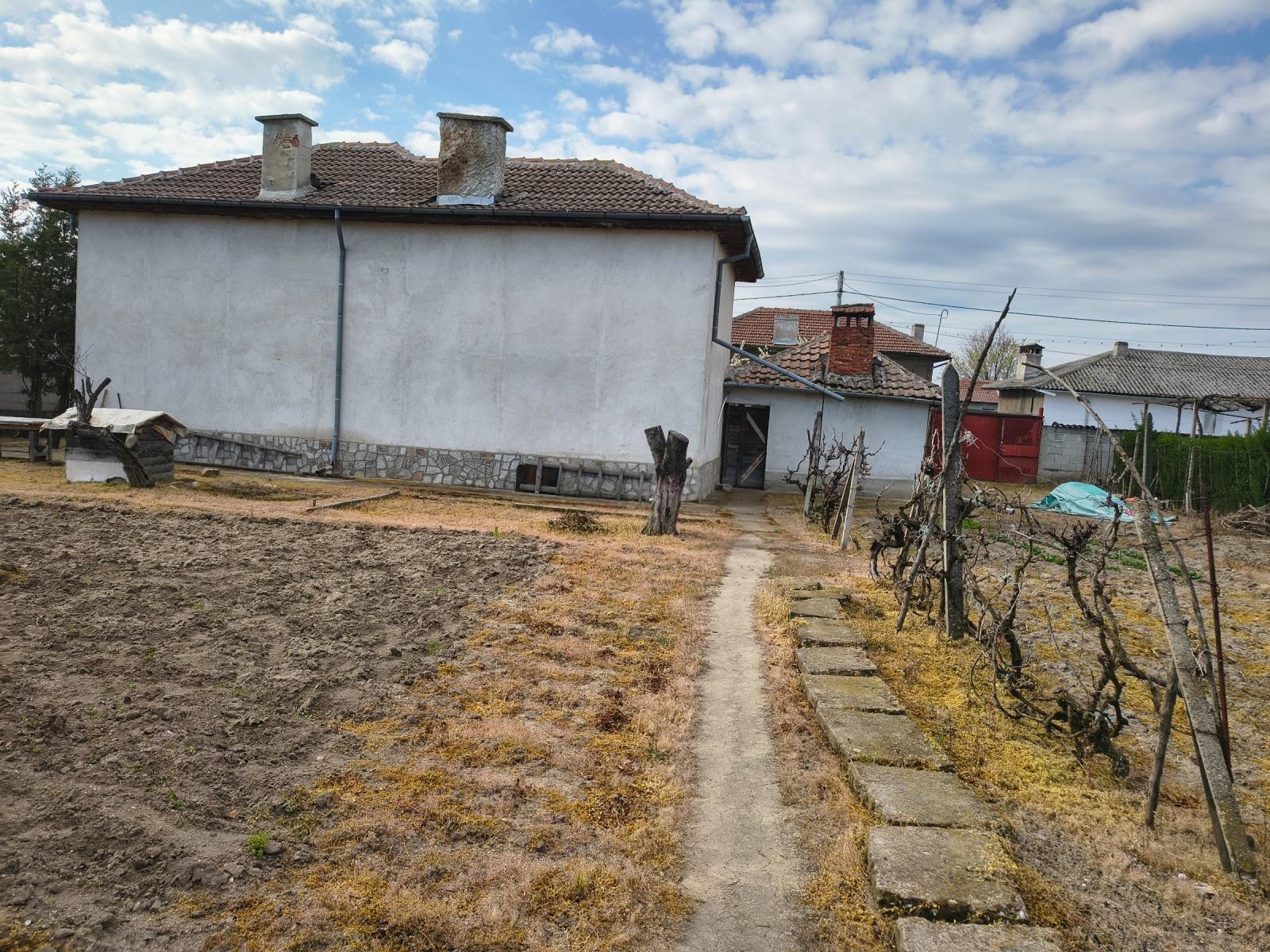 House for Sale in Tsalapitsa, Plovdiv