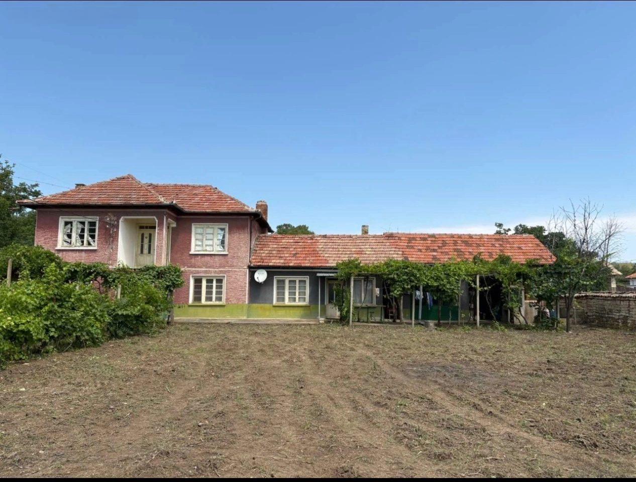 House for Sale in Polski Senovets, Veliko Tarnovo