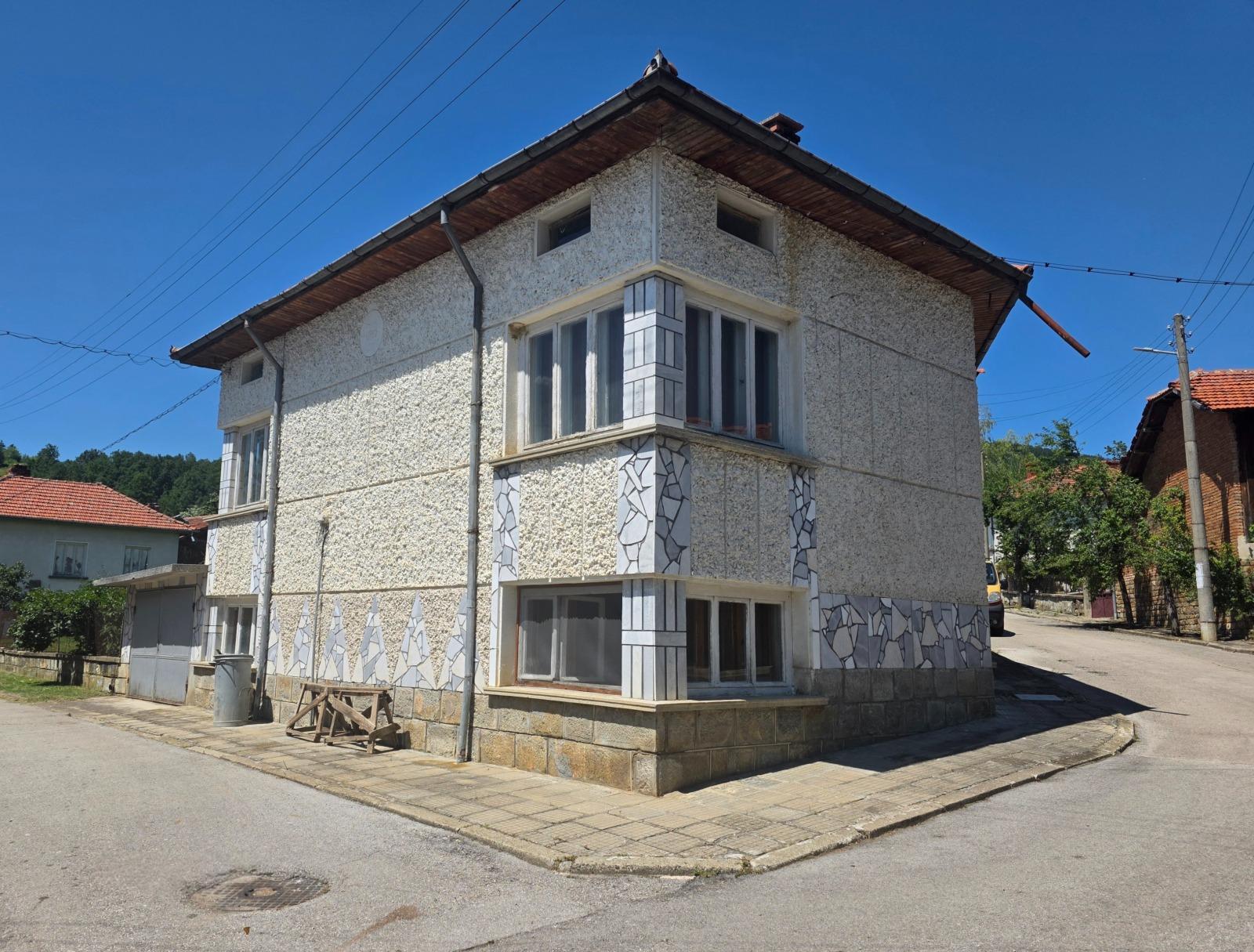 House for Sale in Gumoshtnik, Lovech