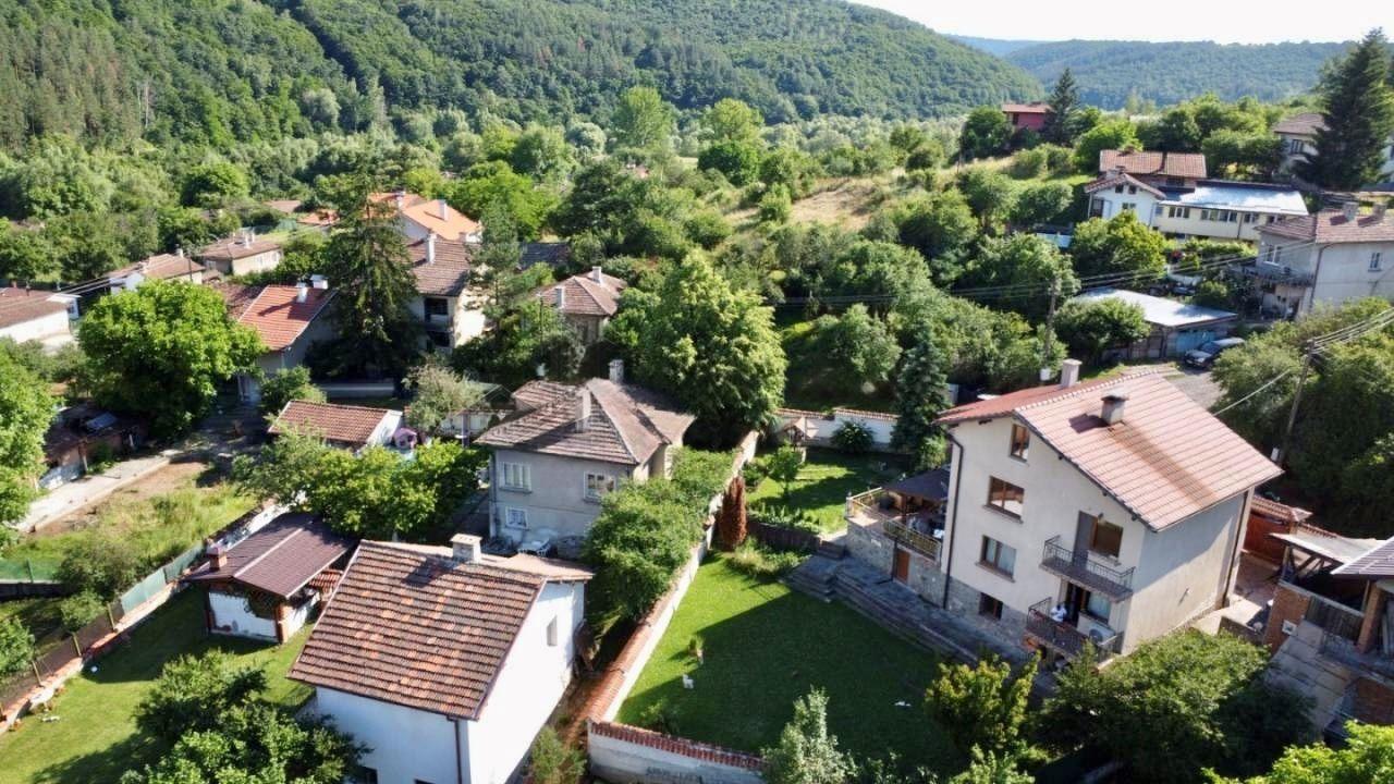 House for Sale in Elin Pelin, Sofia Province