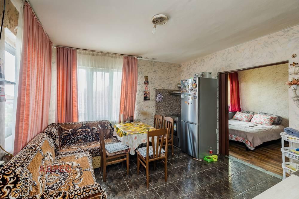 House Floor for Sale in Aksakovo, Varna
