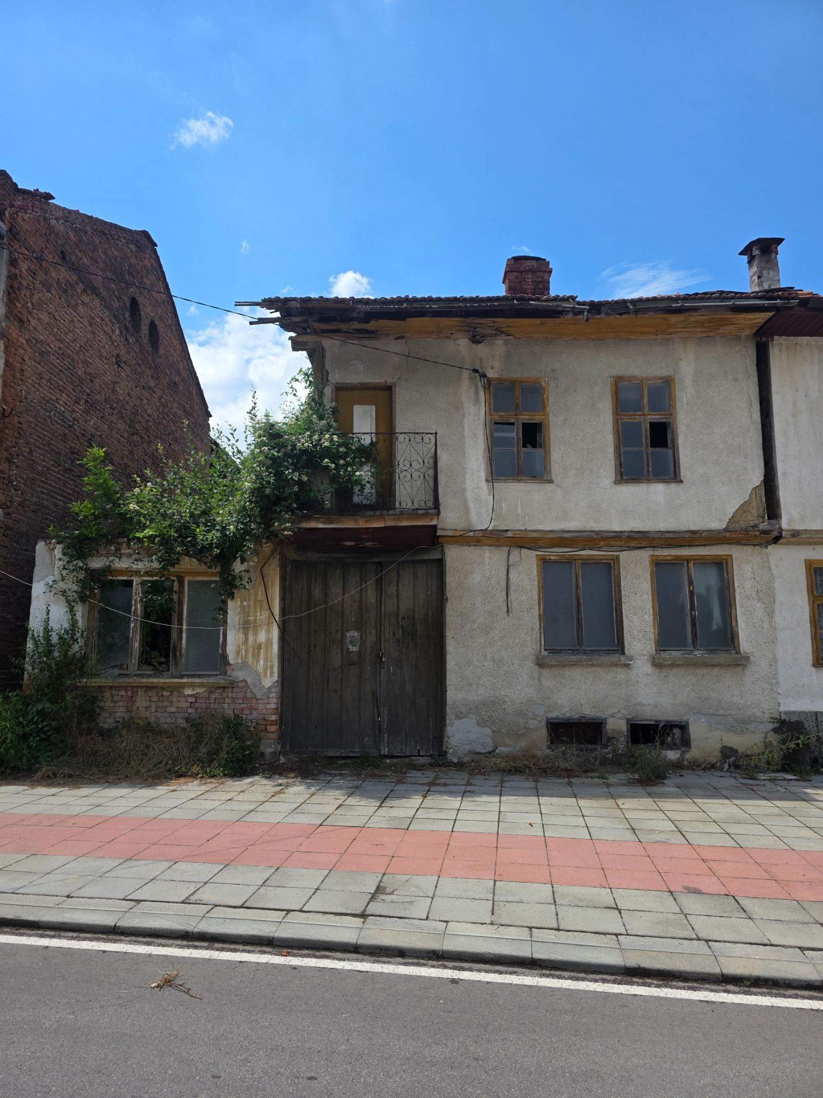 House for Sale in Oreshak, Lovech
