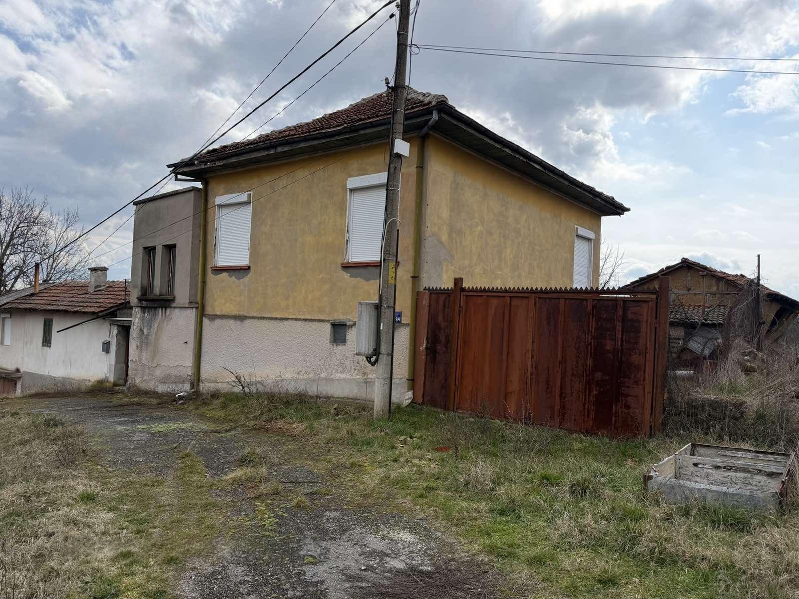House for Sale in Tavalichevo, Kyustendil