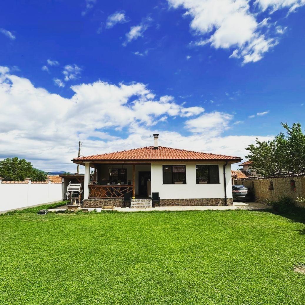 House for Sale in Elhovo (Nikolaevo), Stara Zagora