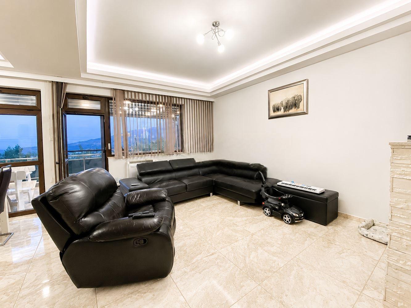 House for Sale in Kuklen, Plovdiv