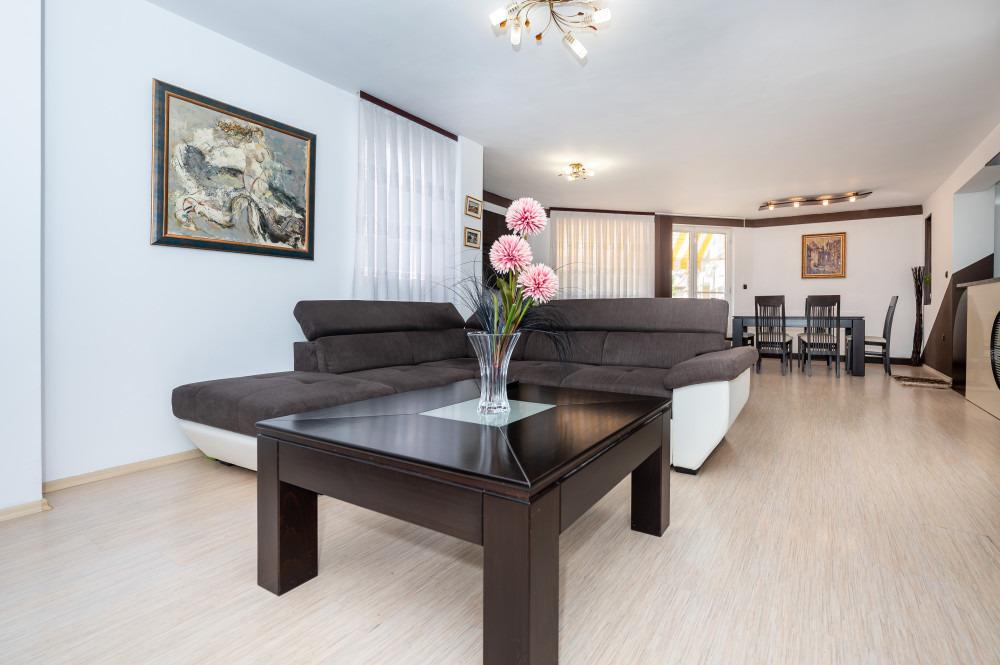 House for Sale in Plovdiv, Sadiyski