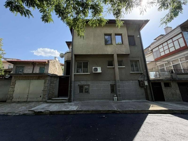 House for Sale in Haskovo, Mladezhki halm
