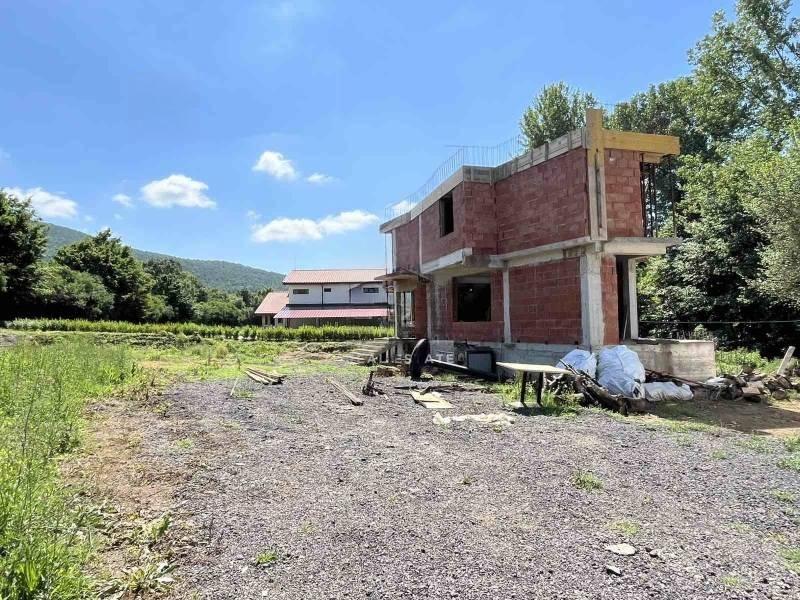 House for Sale in Pryaporets, Stara Zagora