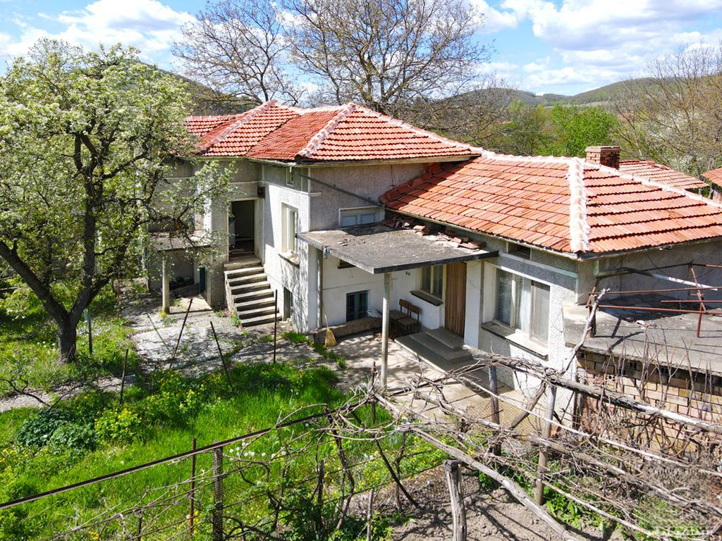 House for Sale in Petko Slaveykov, Gabrovo