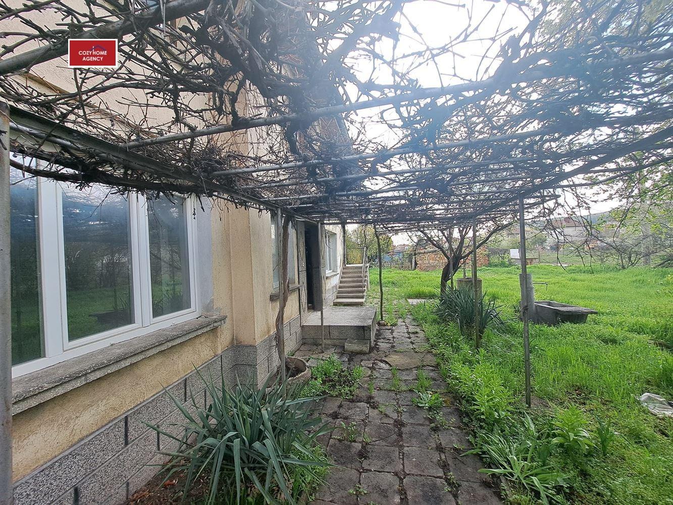 House for Sale in Slivnitsa, Sofia Province