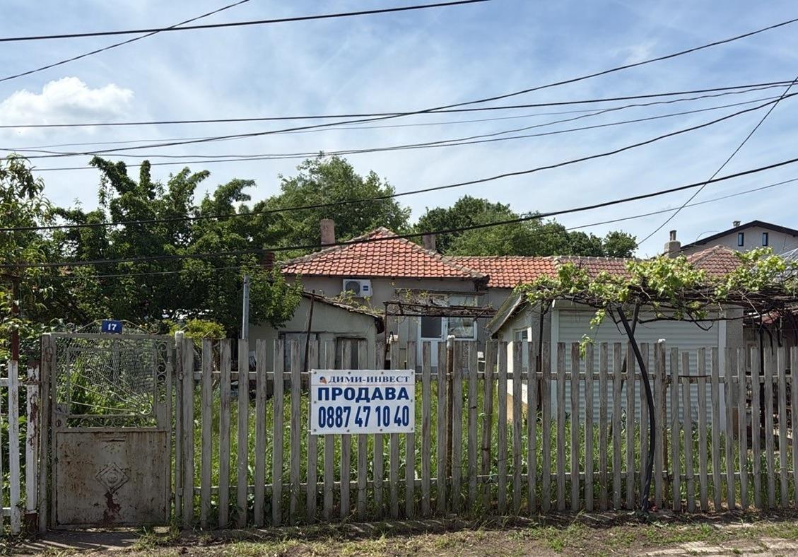 House for Sale in Dobrich, ZhP Gara
