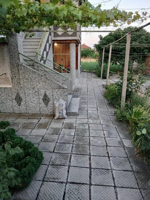 House for Sale in Graf Ignatievo, Plovdiv