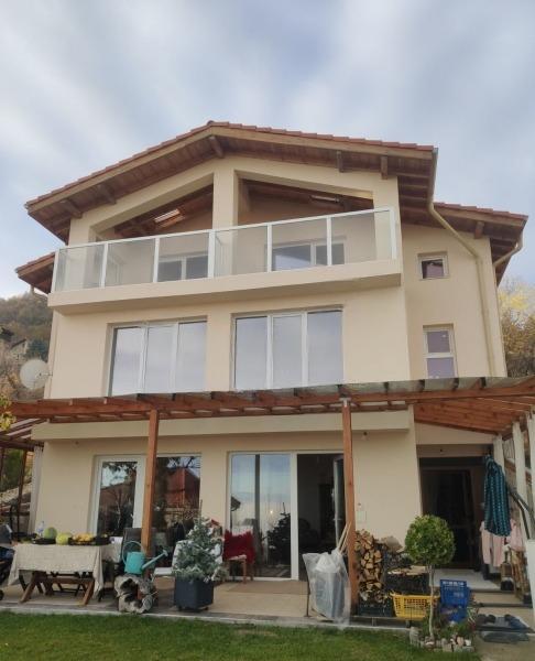 House for Sale in Belashtitsa, Plovdiv