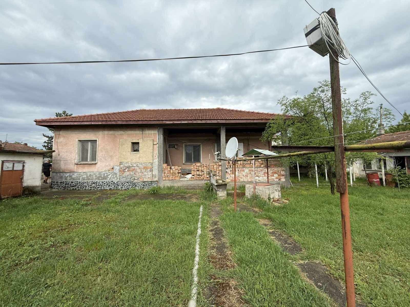 House for Sale in Dolna Mitropoliya, Pleven