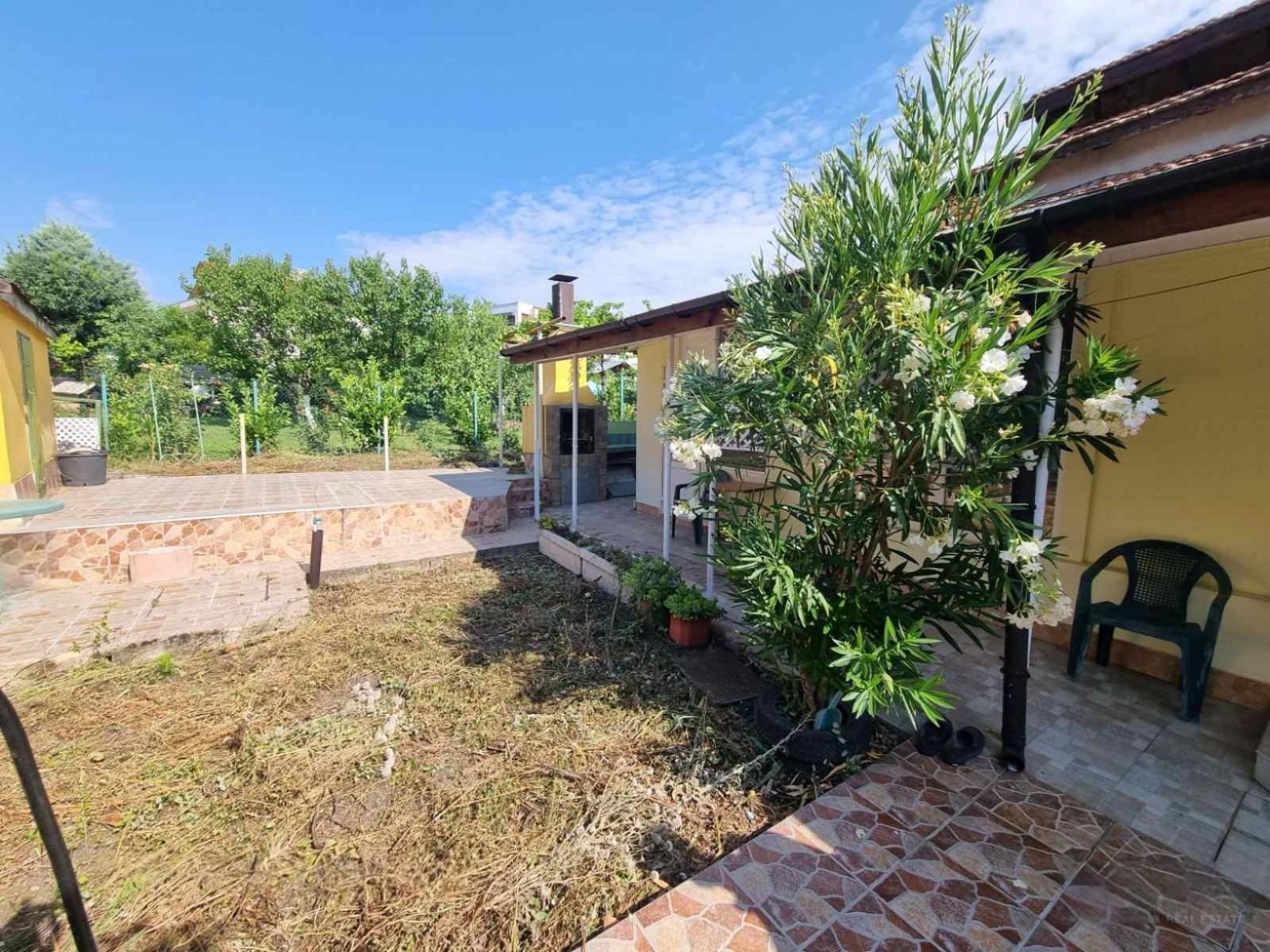 House Floor for Sale in Burgas, Vetren