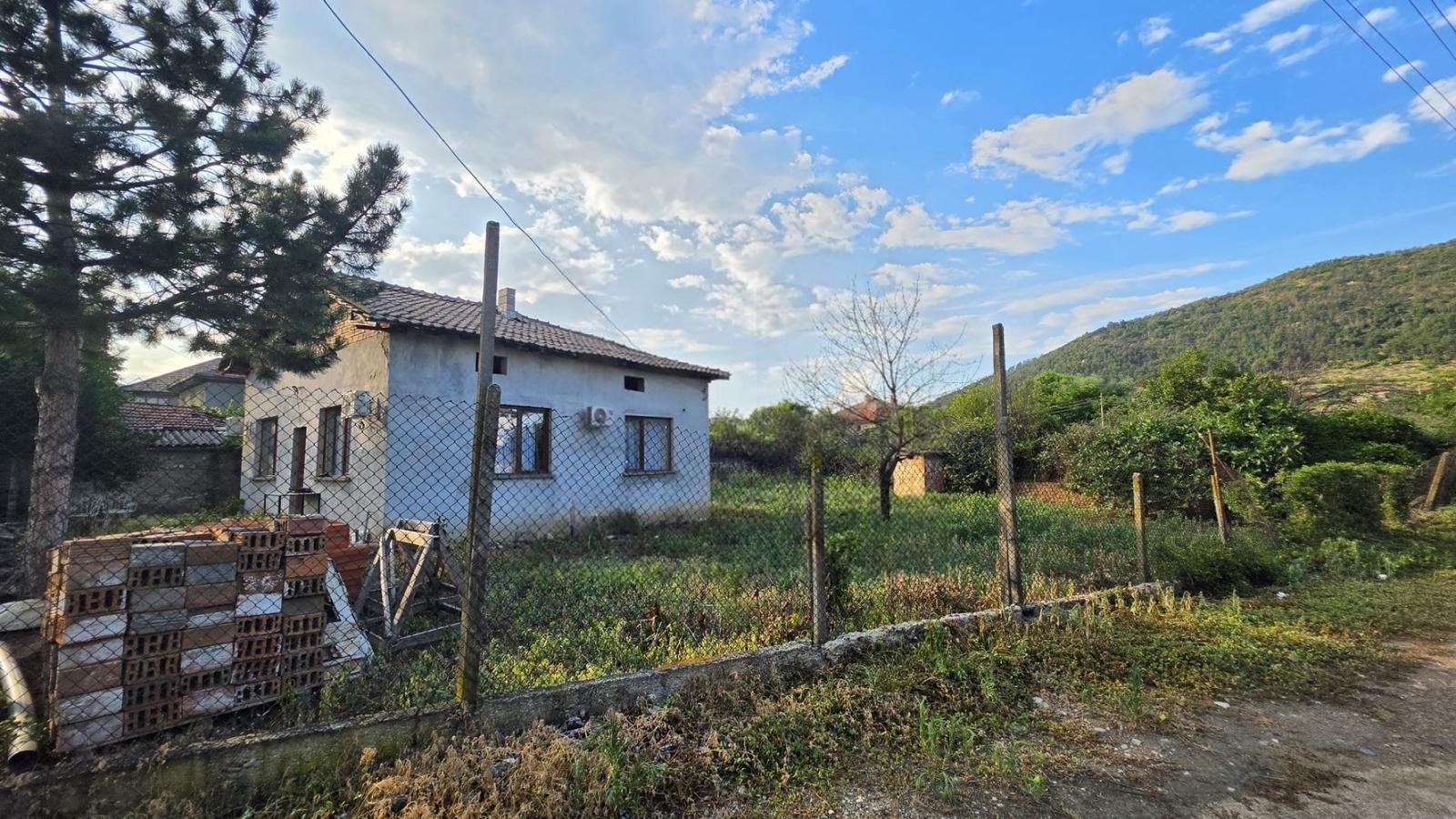 House for Sale in Pesnopoy, Plovdiv