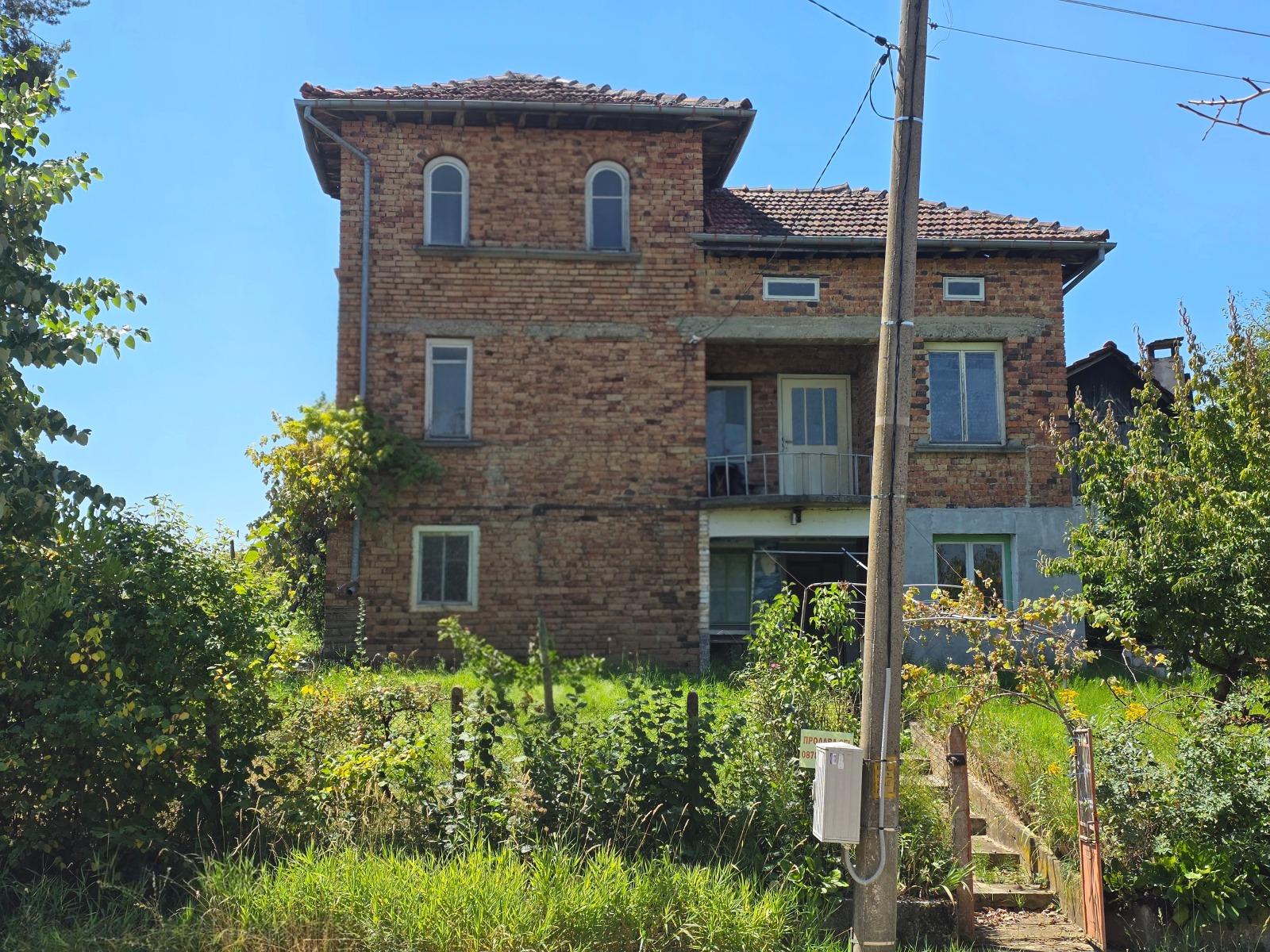 House for Sale in Oreshak, Lovech