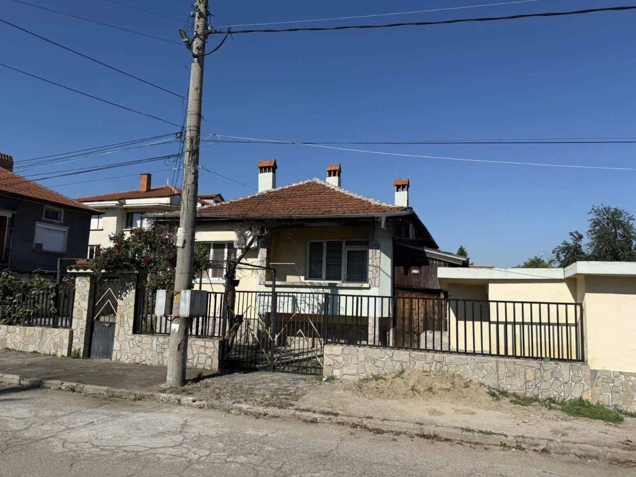 House for Sale in Parvomay, Plovdiv