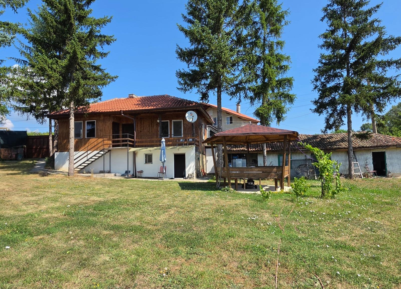 House for Sale in Priboy, Pernik