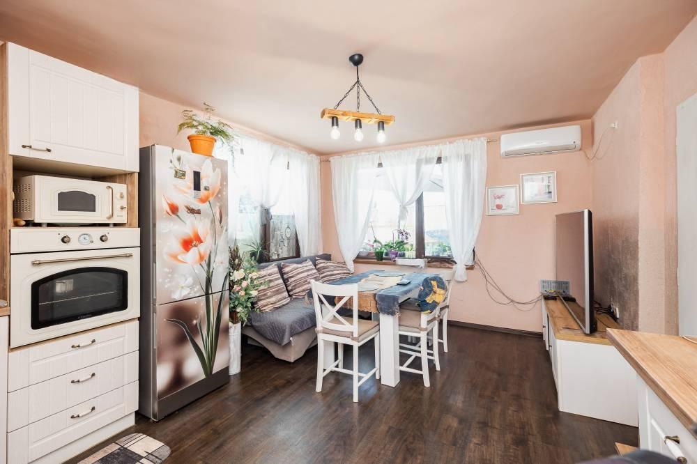 House for Sale in Varna, Manastirski rid Area