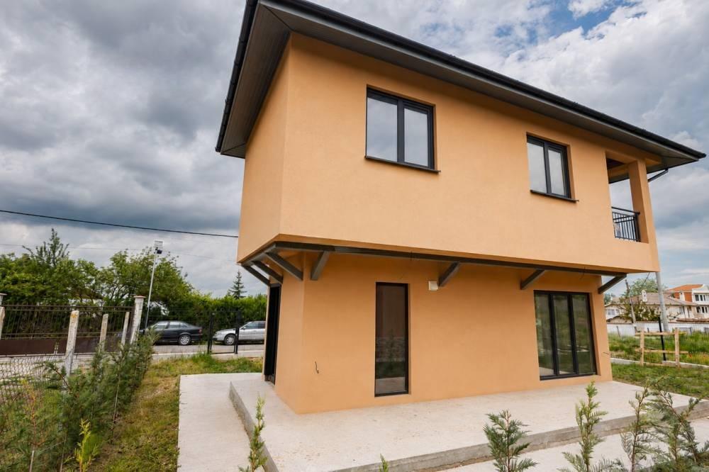 House for Sale in Yarebichna, Varna