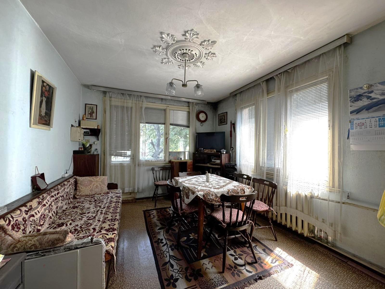House for Sale in Ruse, Rodina 1