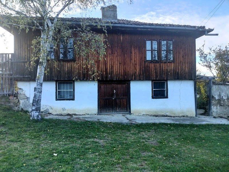 House for Sale in Zvezda, Targovishte