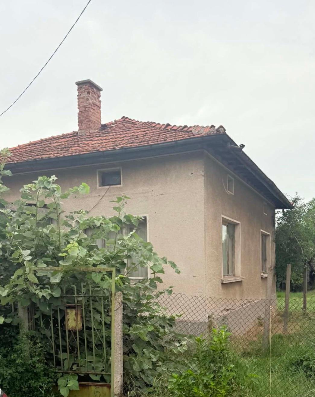 House for Sale in Aprilovo, Sofia Province