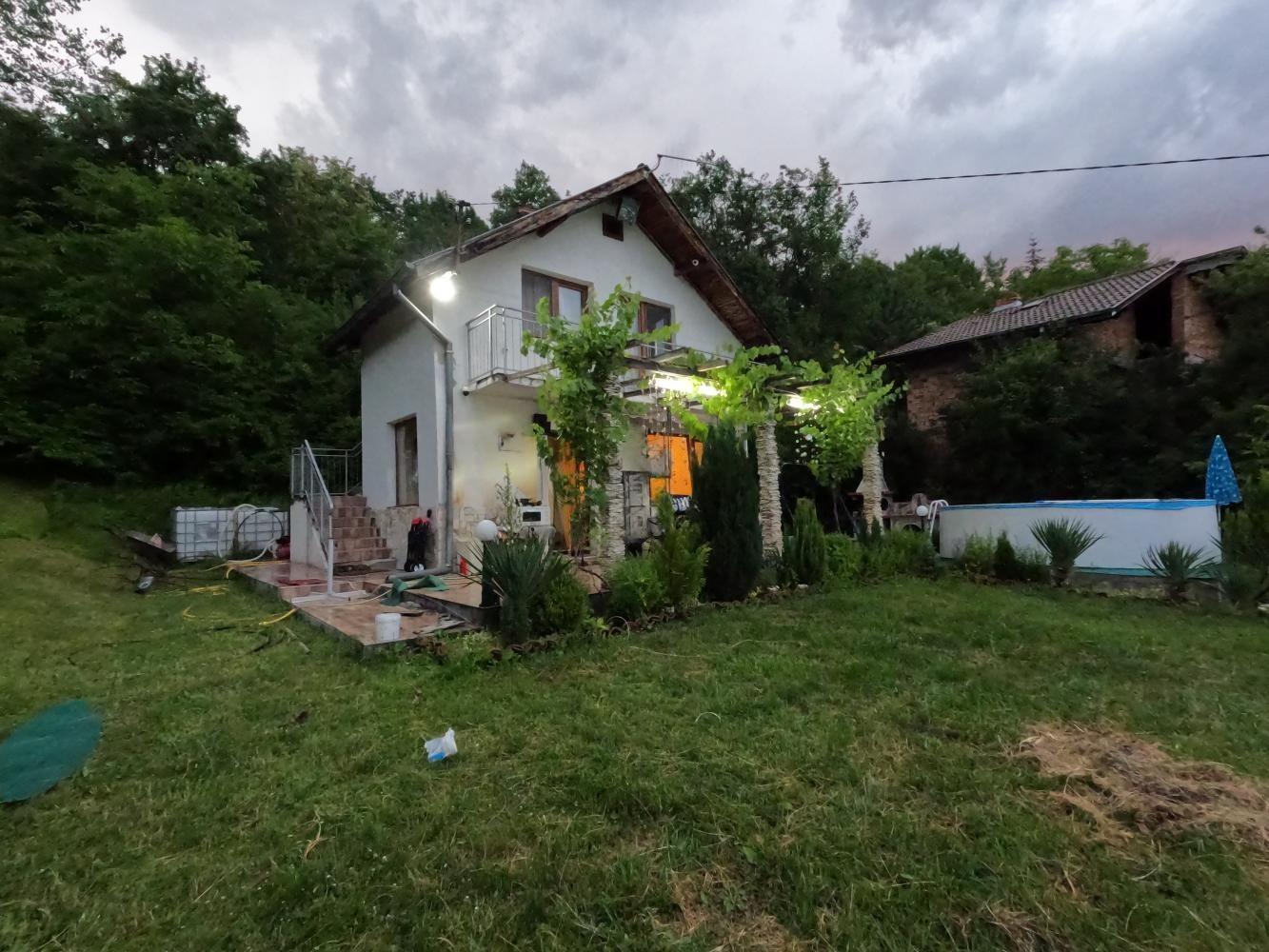 House for Sale in Tsatsarovtsi, Sofia Province