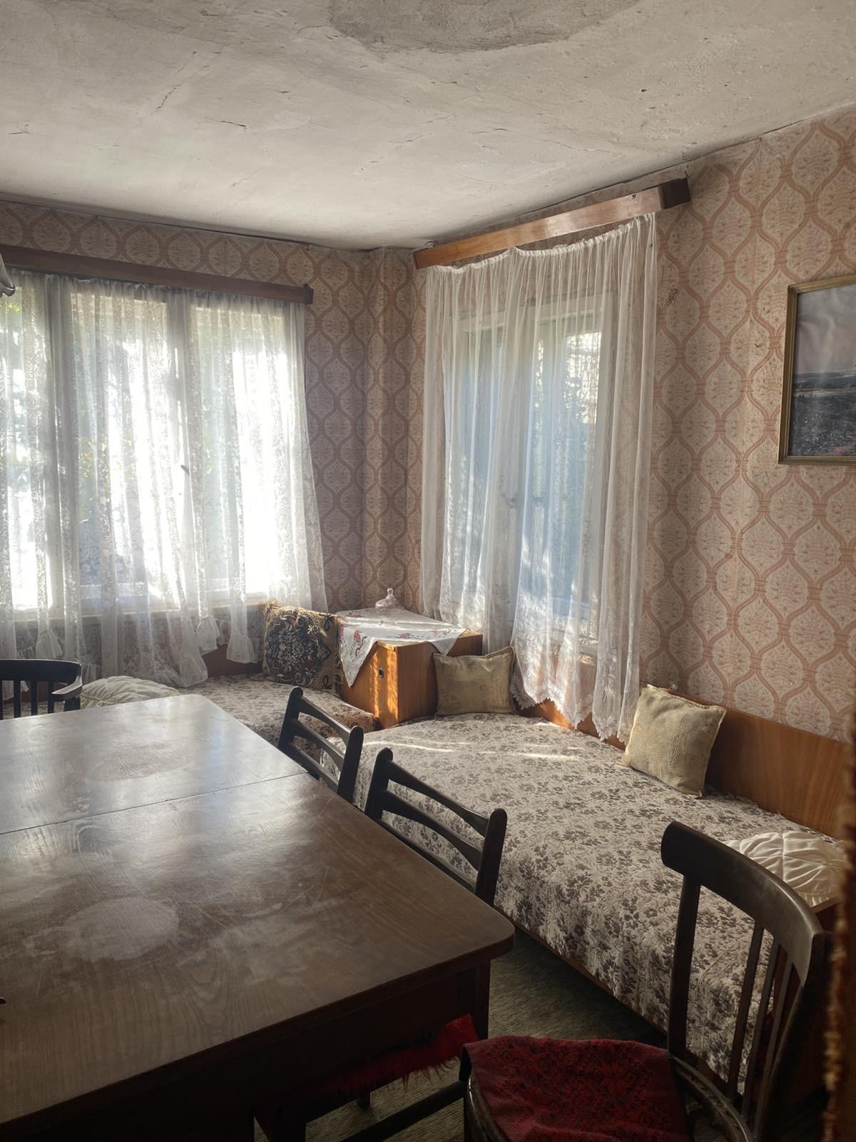 House for Sale in Studena, Pernik