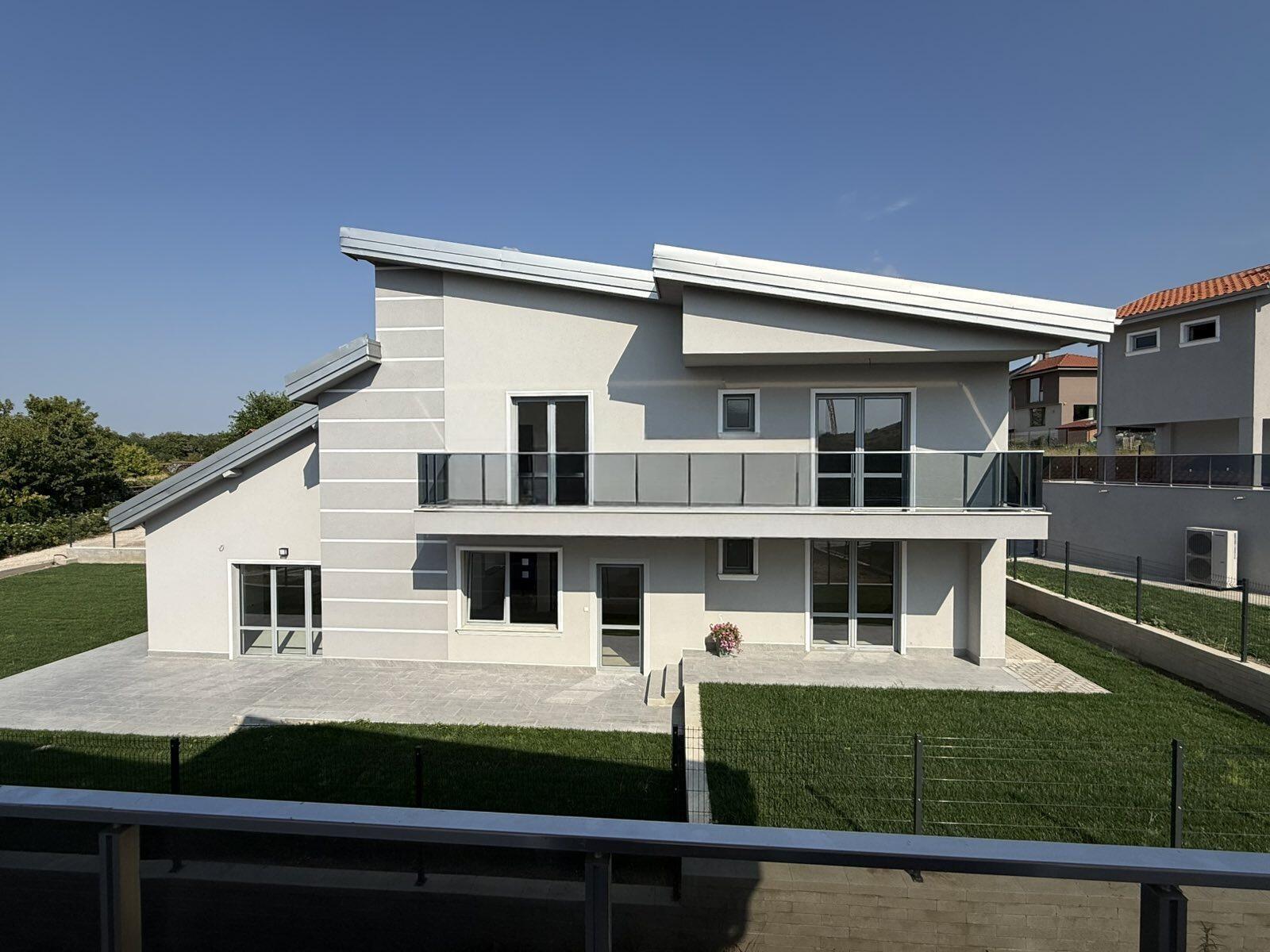 House for Sale in Belashtitsa, Plovdiv