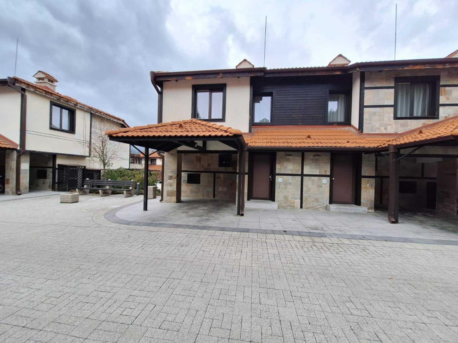 House for Sale in Dobrinishte, Blagoevgrad