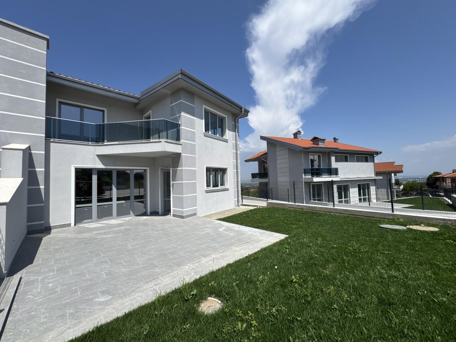 House for Sale in Belashtitsa, Plovdiv