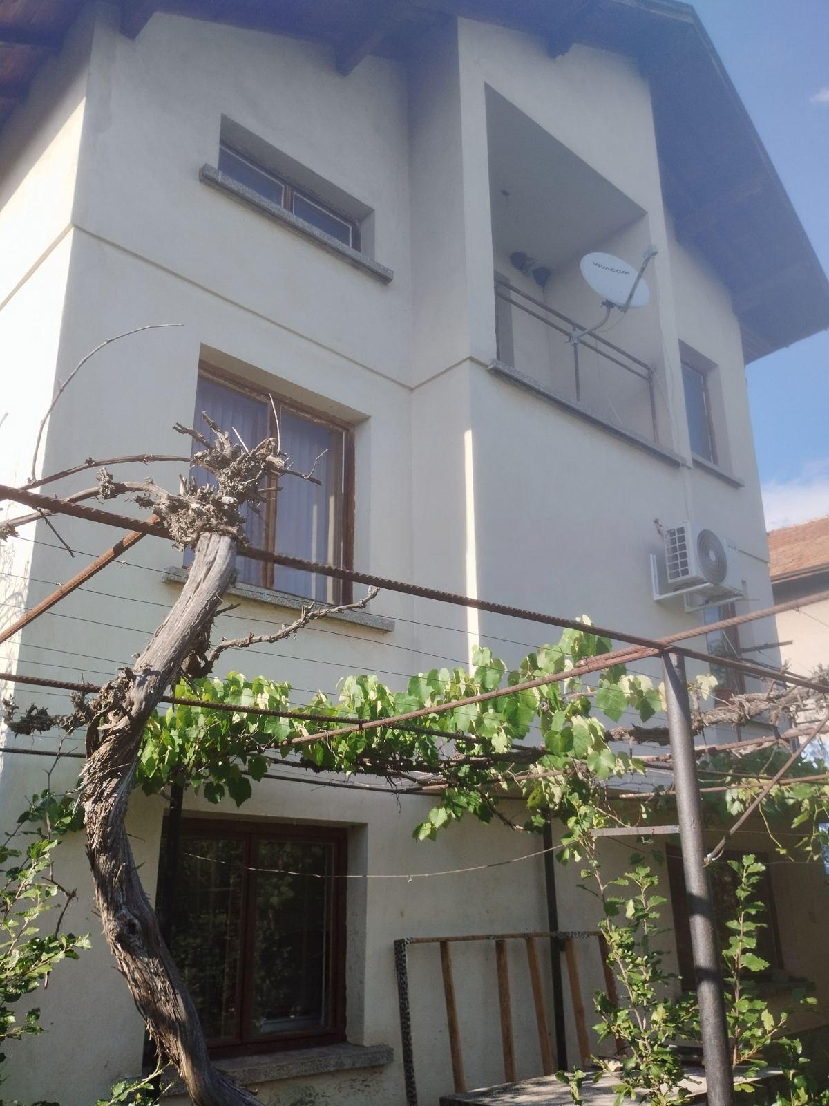 House Floor for Sale in Sofia, Mirovyane