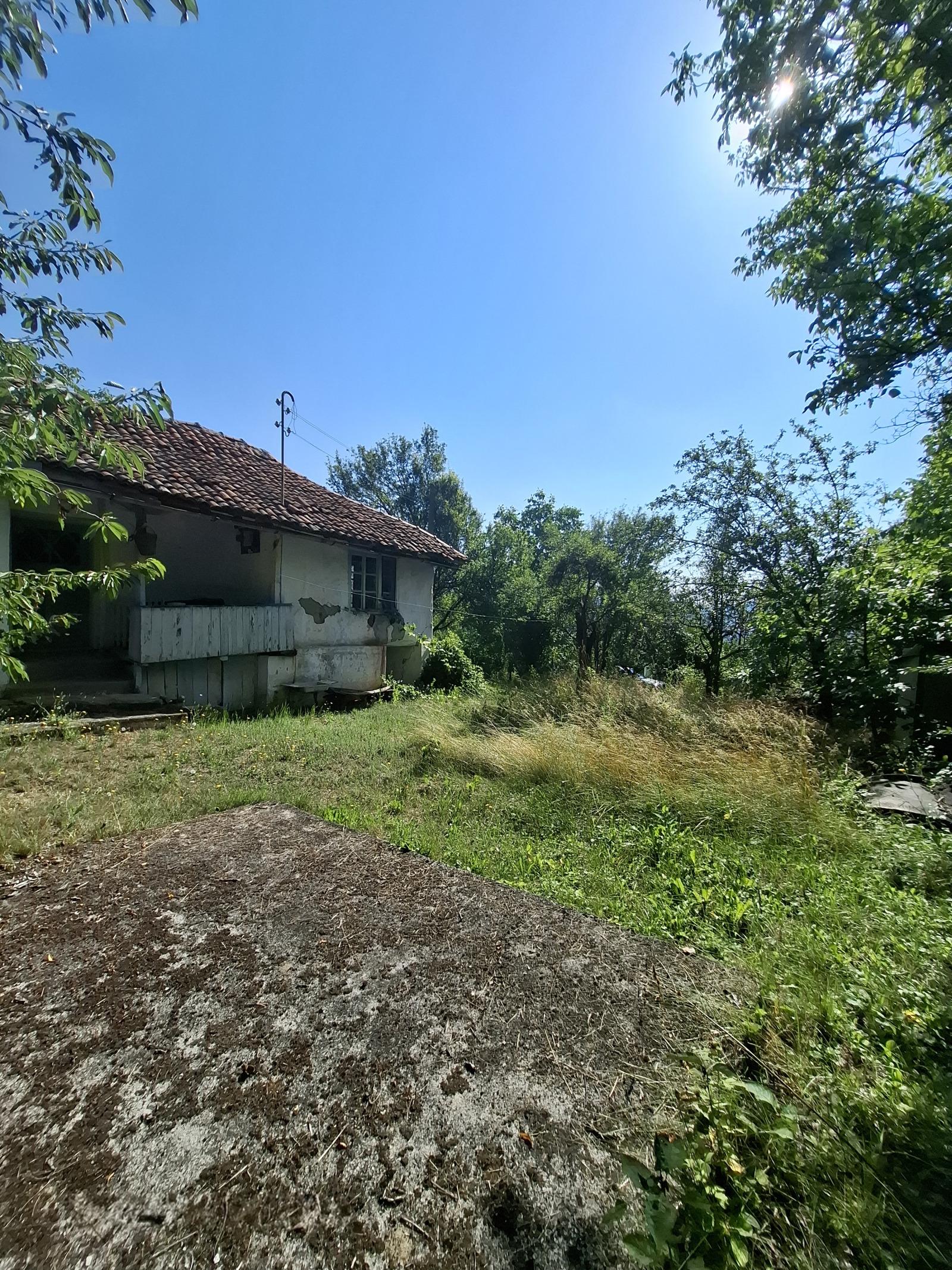 House for Sale in Lobosh, Pernik