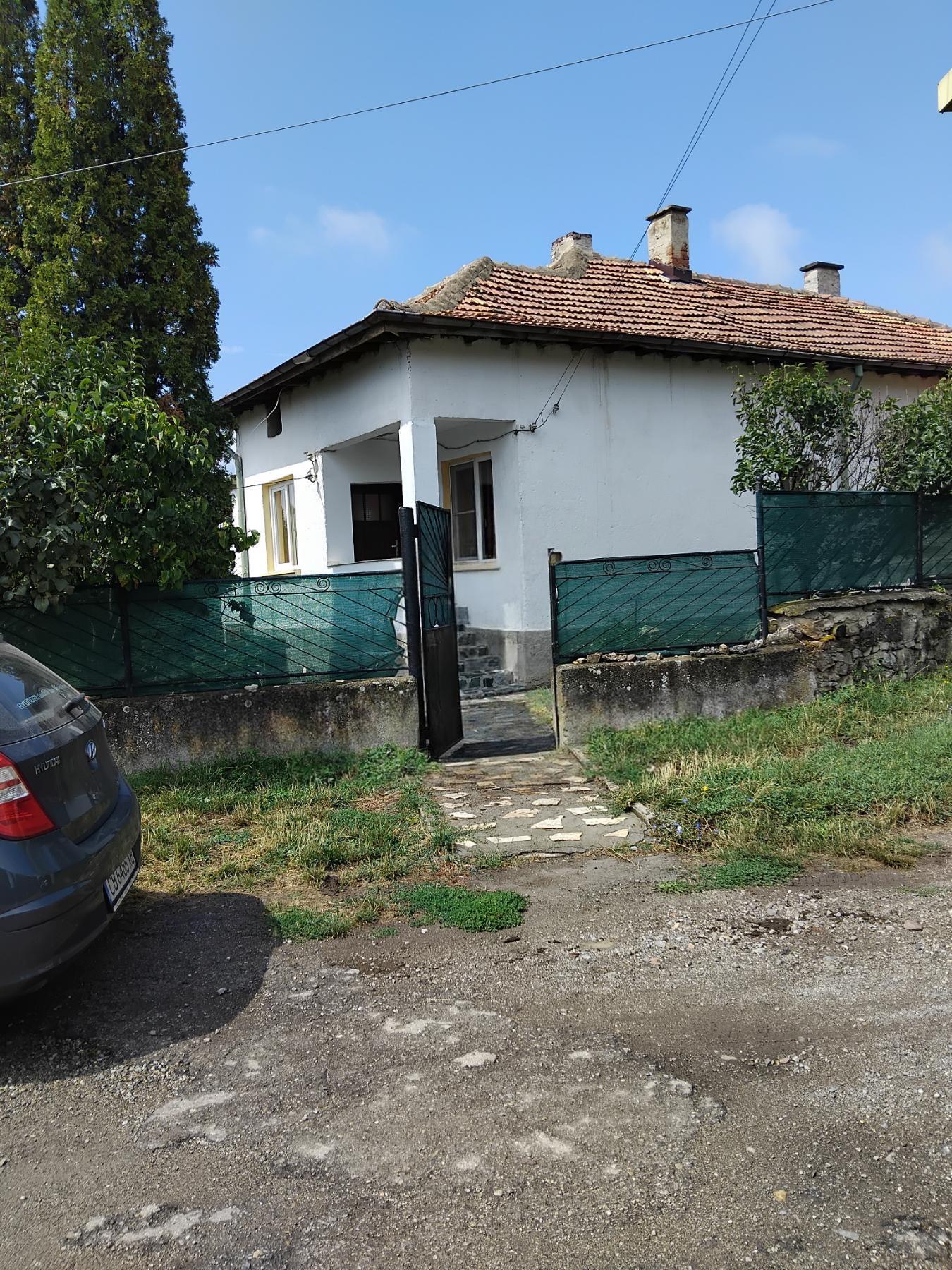 House for Sale in Dolni Rakovets, Pernik
