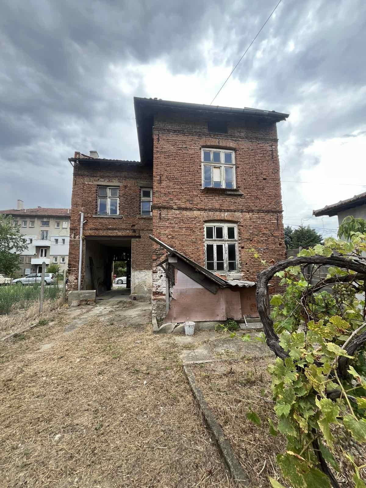 House for Sale in Kazanlak, Stara Zagora