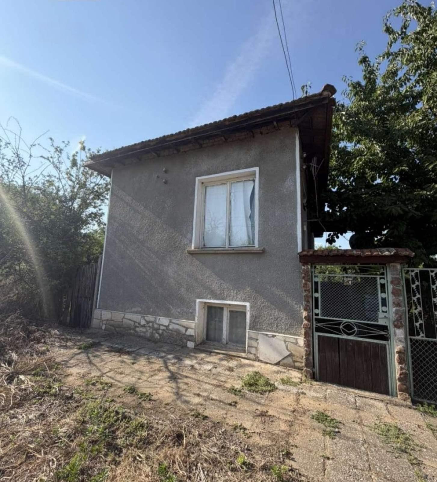 House for Sale in Dolni Dabnik, Pleven