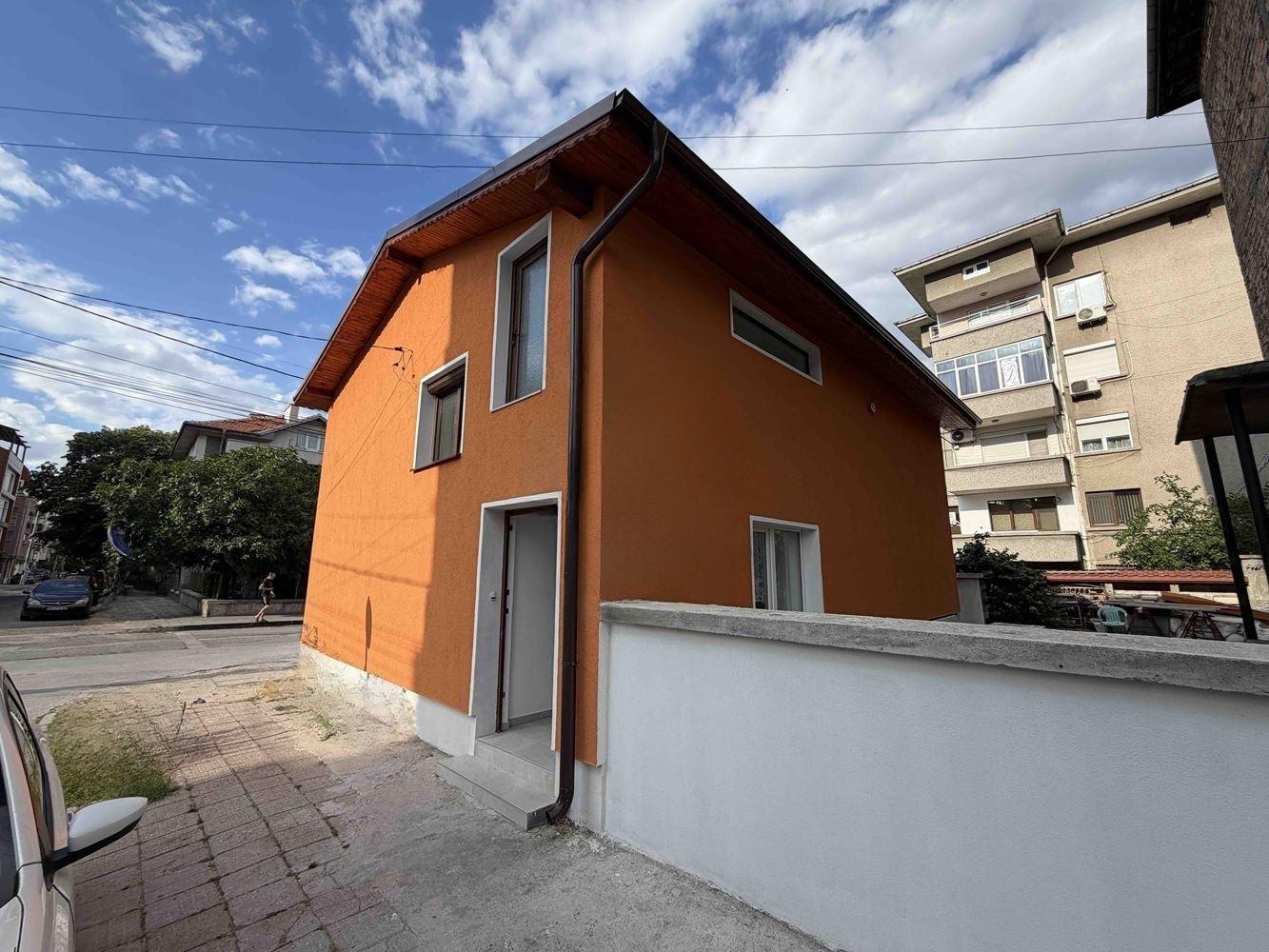 House for Sale in Asenovgrad, Plovdiv