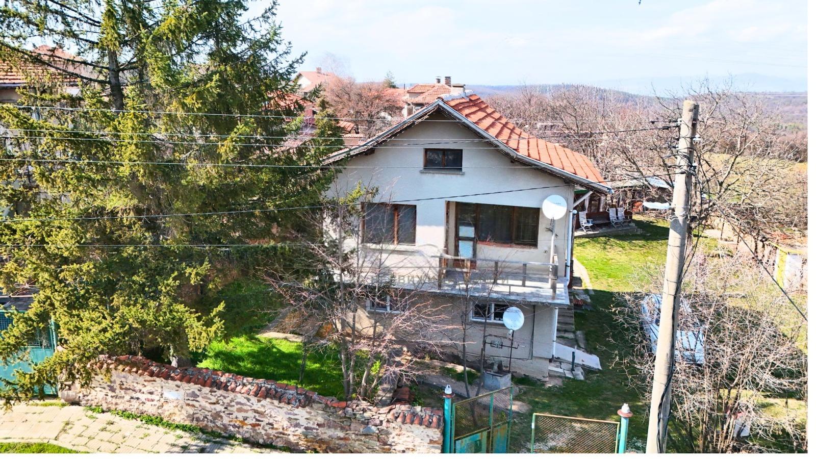House for Sale in Krushovitsa, Sofia Province