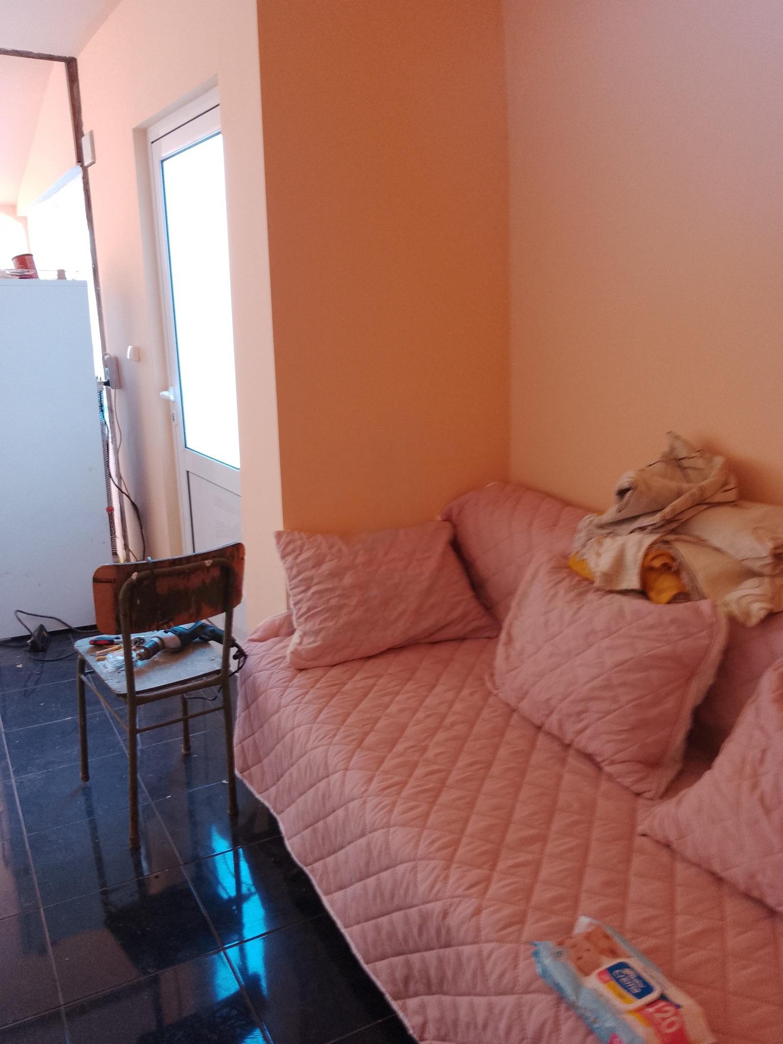 House for Sale in Pernik, Tsarkva
