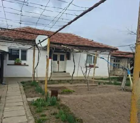 House for Sale in Razhevo Konare, Plovdiv