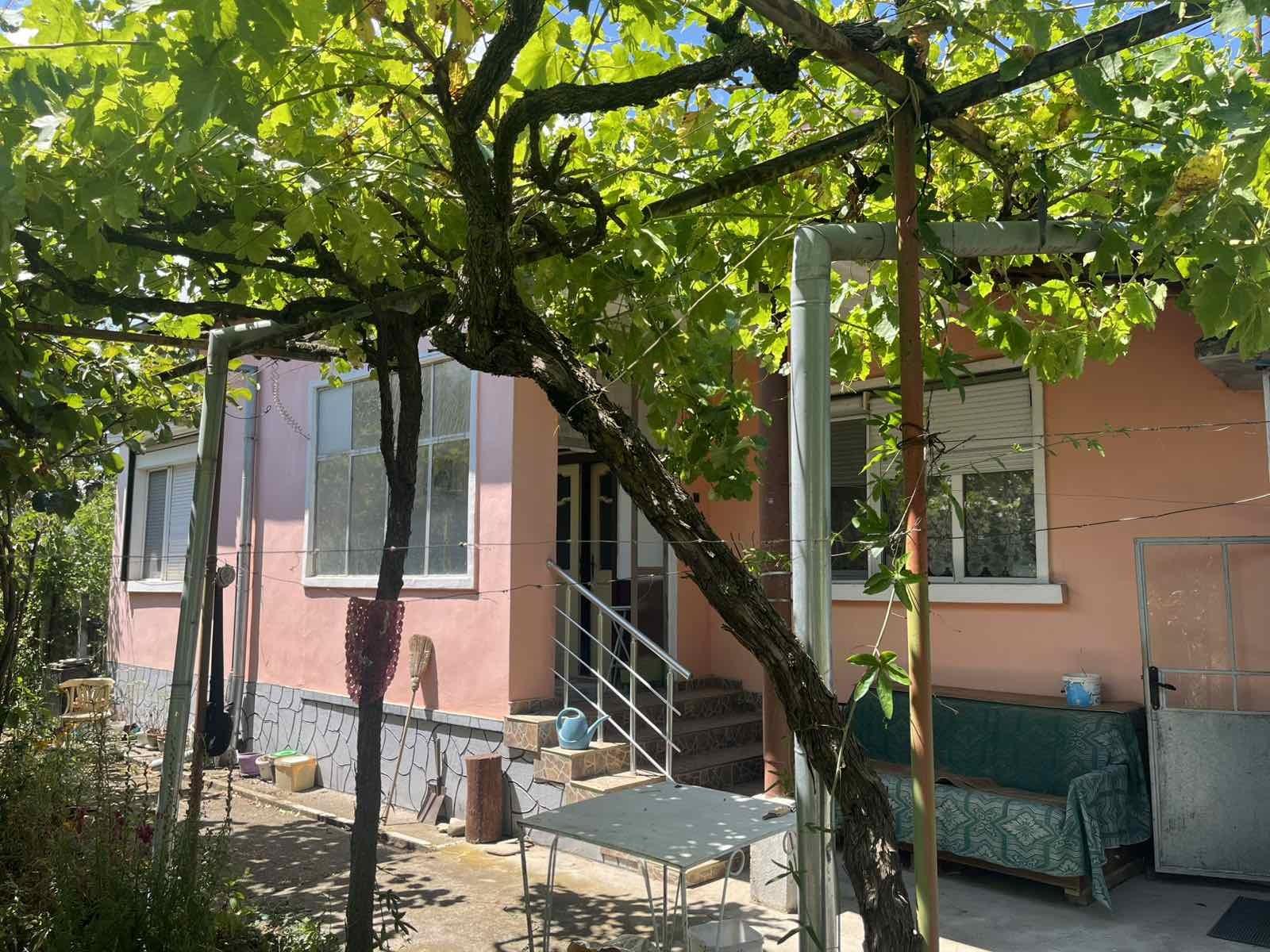 House for Sale in Gorno Sahrane, Stara Zagora
