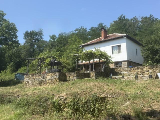 House for Sale in Zdravkovets, Gabrovo