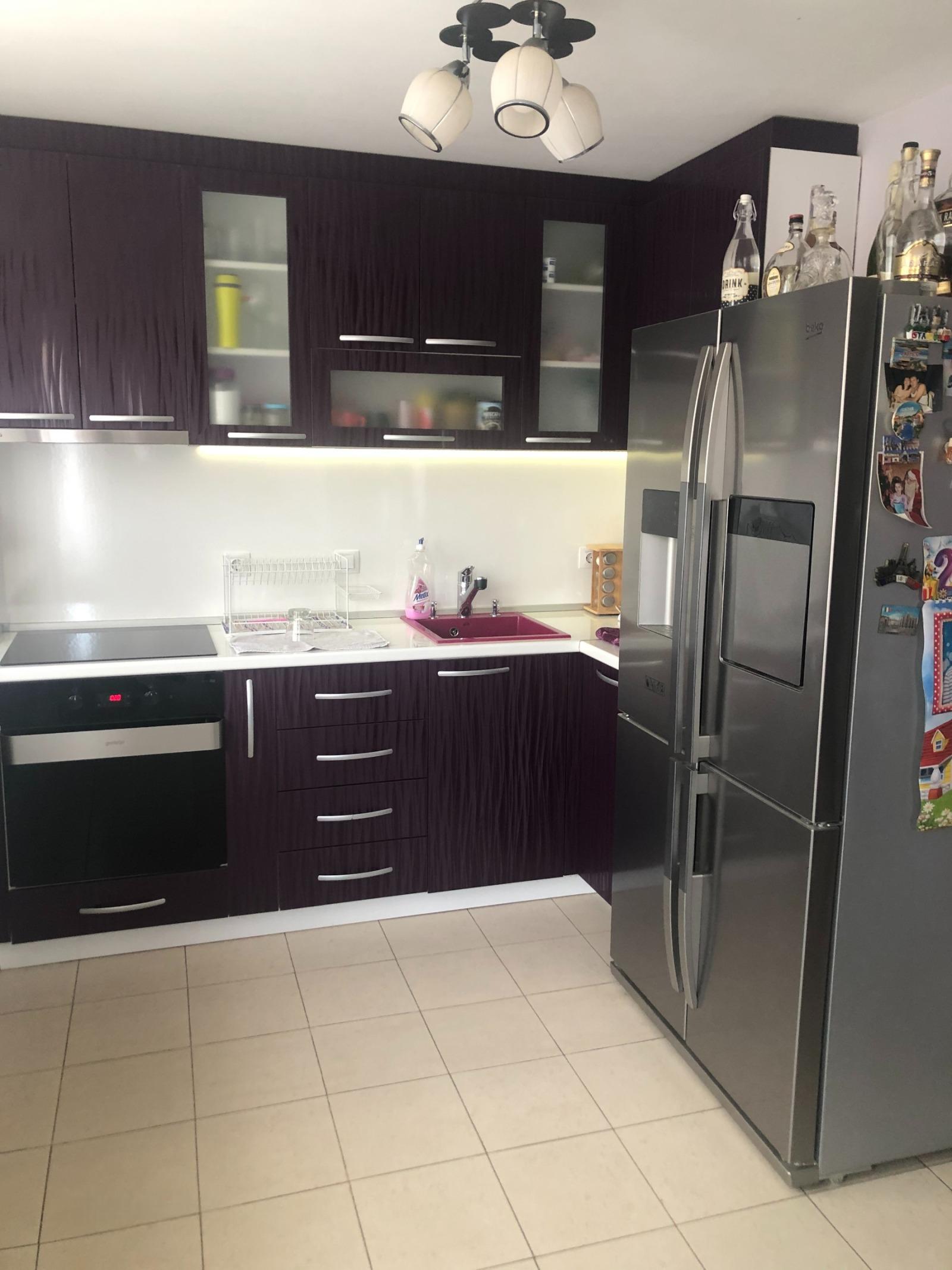 House for Sale in Pleven, Wider Center