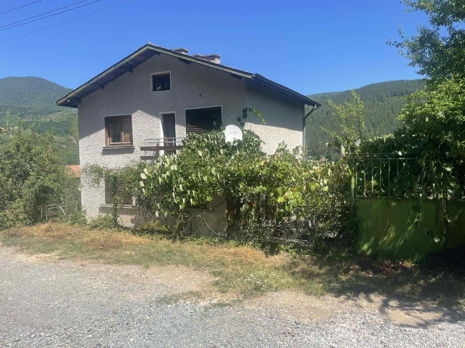 House for Sale in Iskrets, Sofia Province
