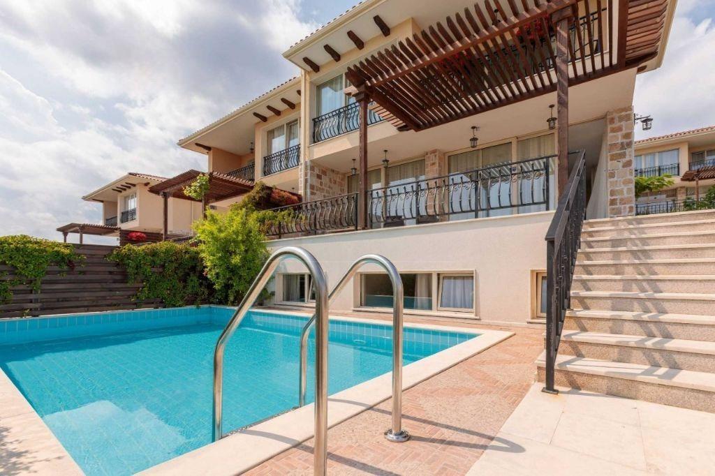 House for Sale in Lozenets, Burgas