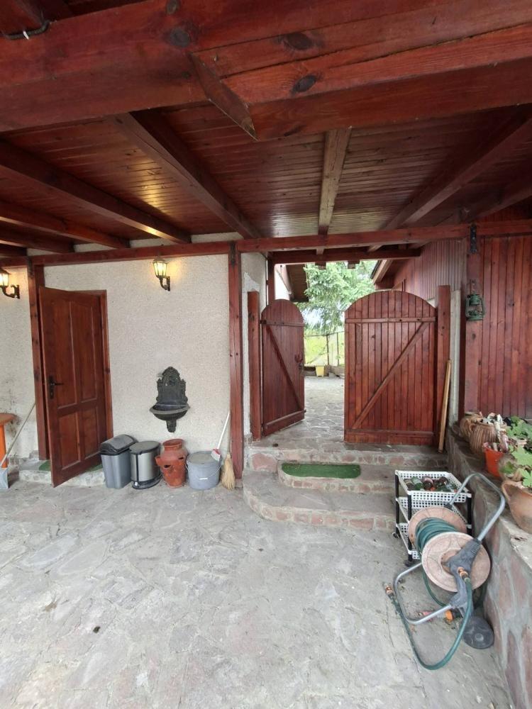 House for Sale in Izvor, Sofia Province