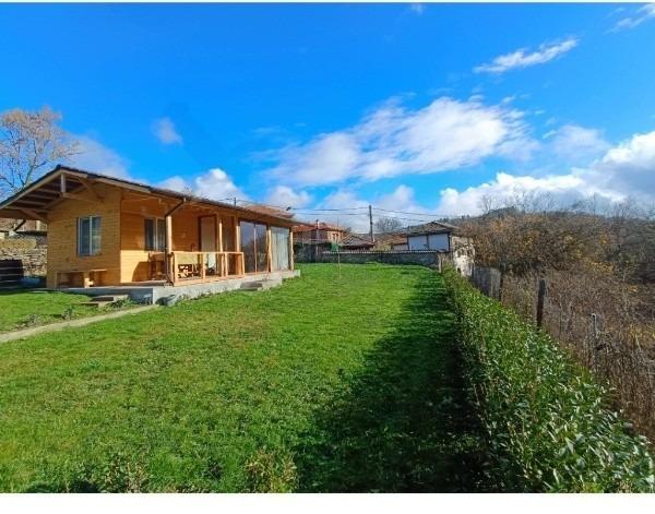 House for Sale in Svezhen, Plovdiv