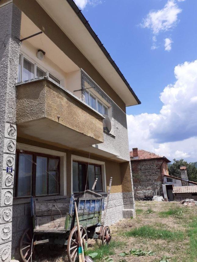 House for Sale in Iskra, Plovdiv